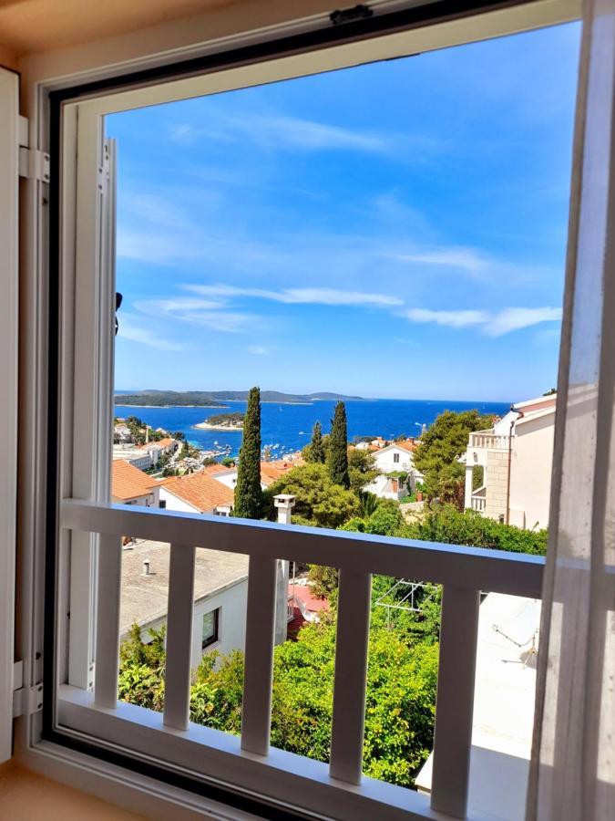 Apartments And Rooms Jasna Hvar Town Exterior photo
