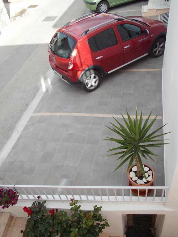 Apartments And Rooms Jasna Hvar Town Exterior photo